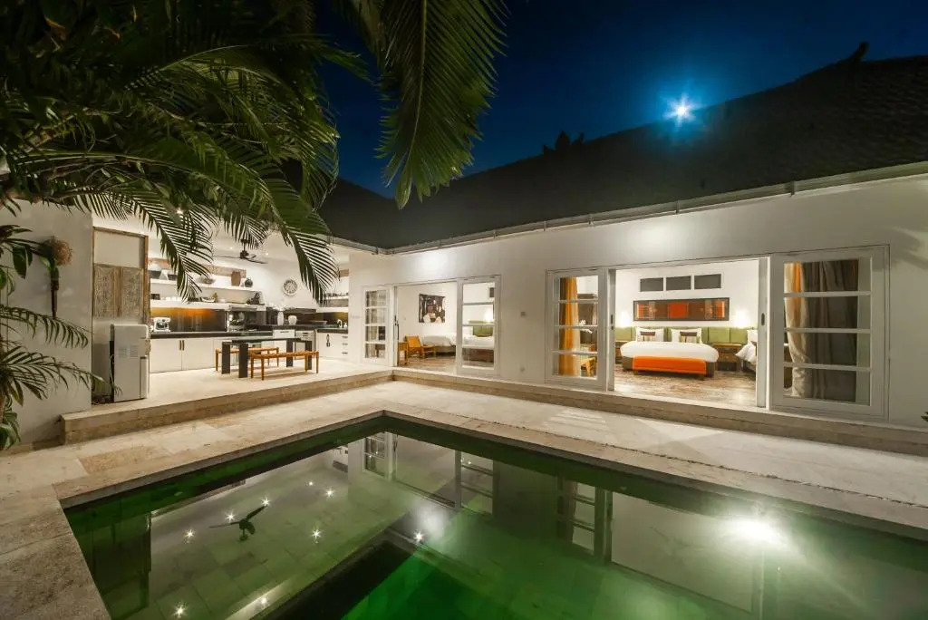 Bathhouse Executive Residence