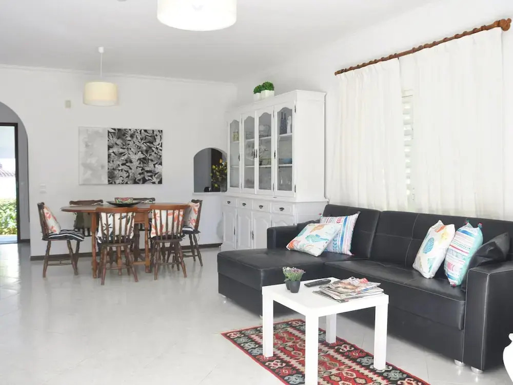 Villa near Marina with Private Pool