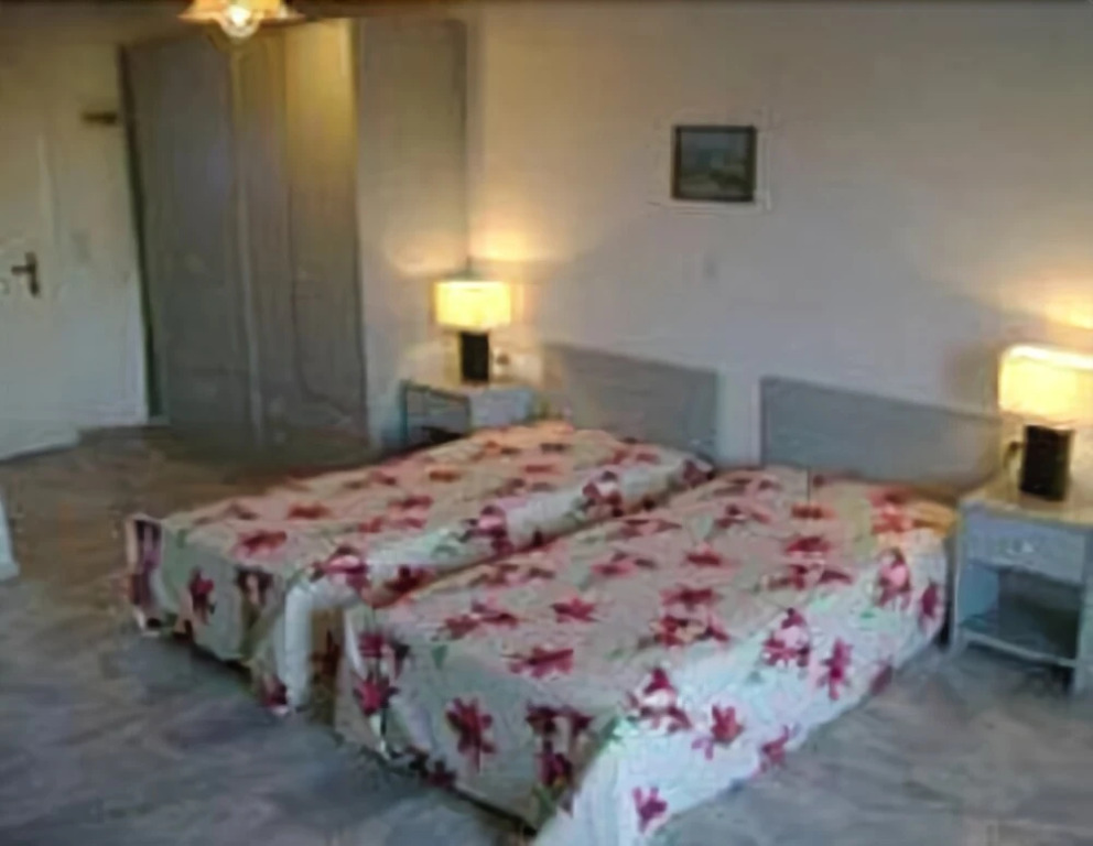 Ammes Apartments