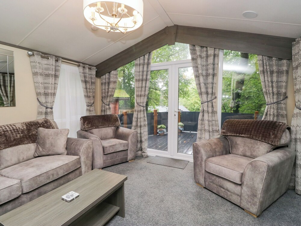 Feather Hill Lodge White Cross Bay, Skiptory Howe 38