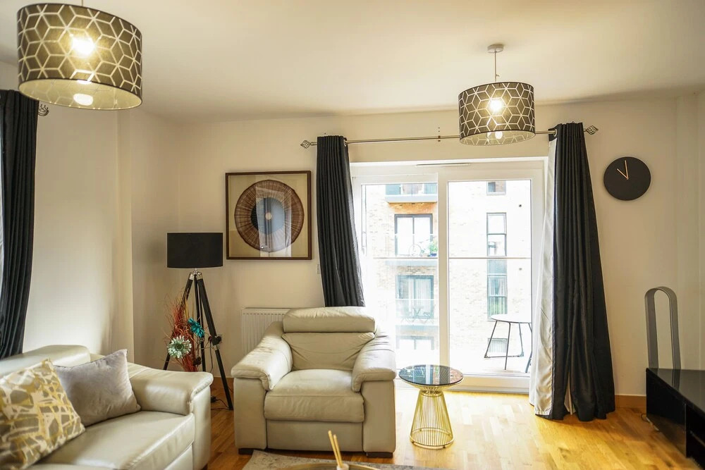 Dartford Luxury 2 Bed Apartment