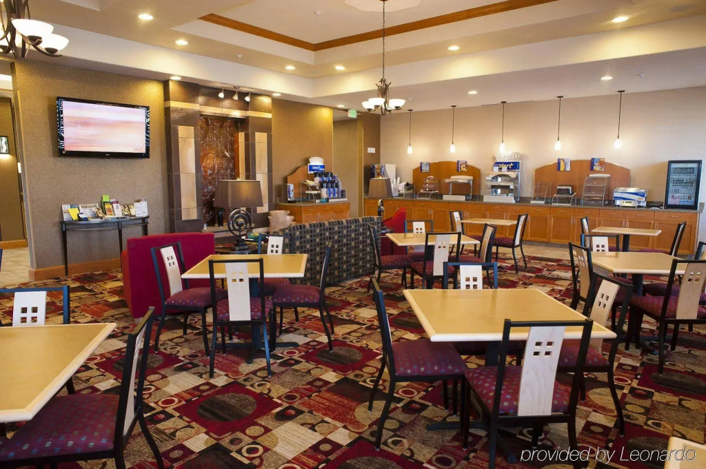 Holiday Inn Express & Suites Truth or Consequences by IHG - Newly Renovated