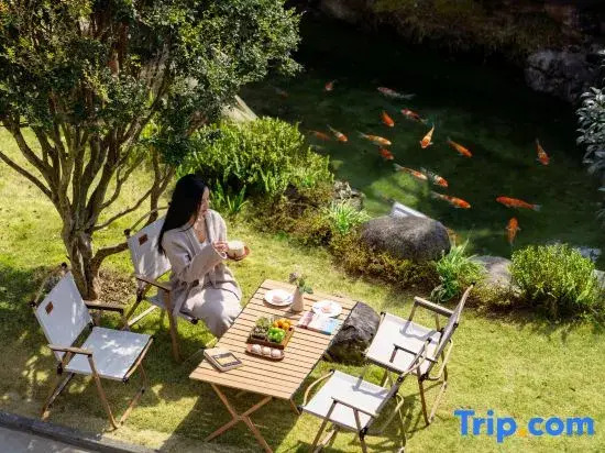 Wangyunju • Courtyard Hot Spring• Garden Homestay ( Century City Store)