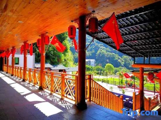 Wanlv Hakka Inn