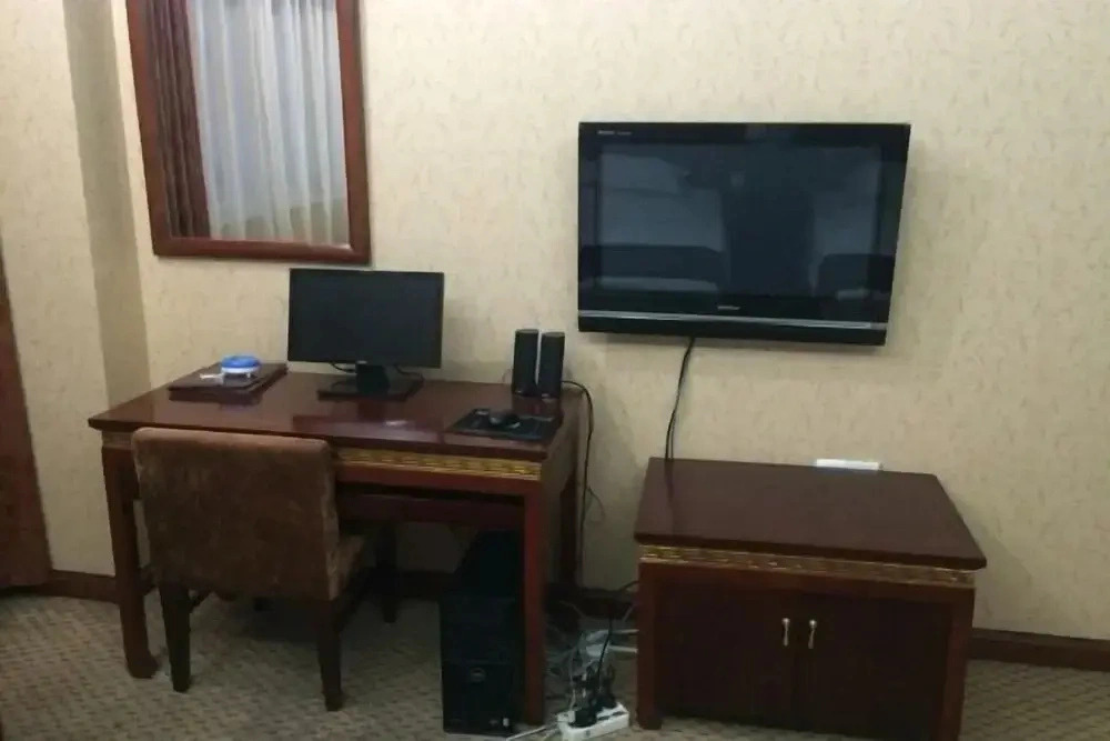 Zhushan Hotel