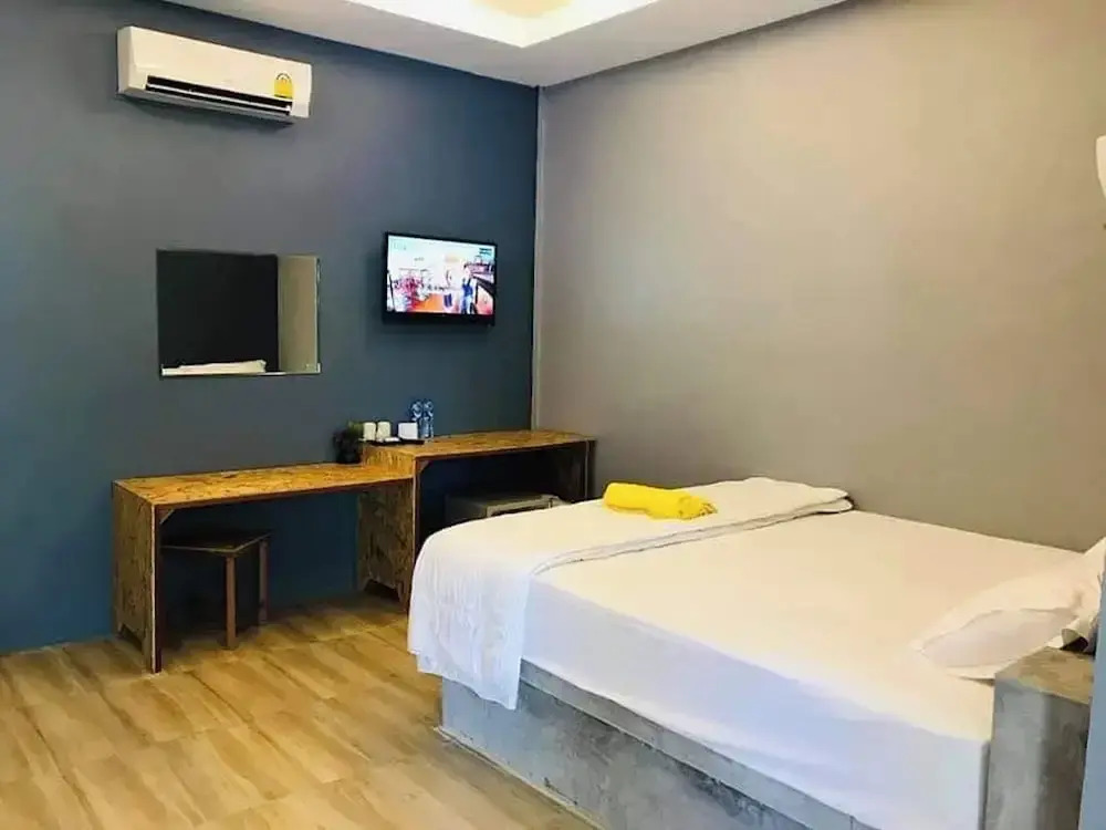 Golden Palm Resort