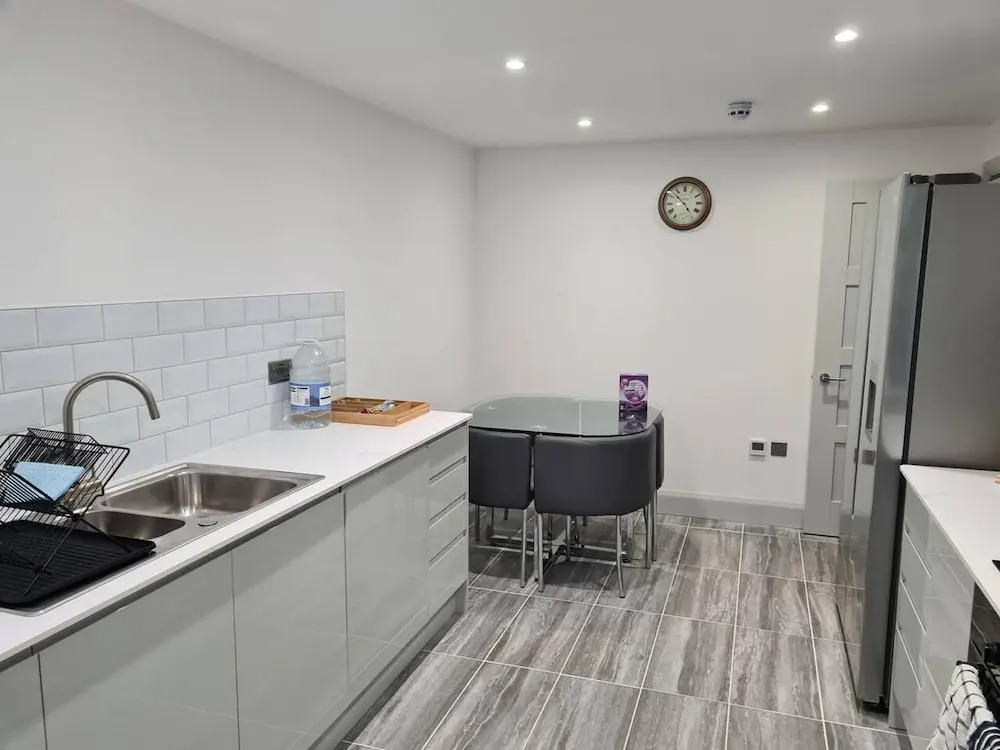 Remarkable 2-bed Apartment in Ilfracombe