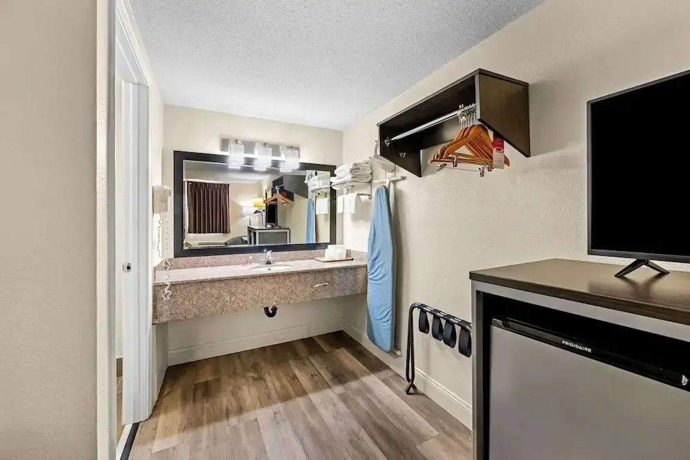 Americas Best Value Inn