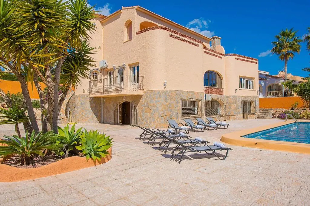 Villa Cronos - PlusHolidays