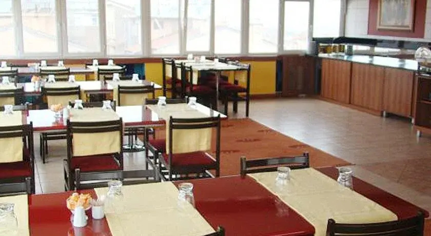 Bolat Hotel