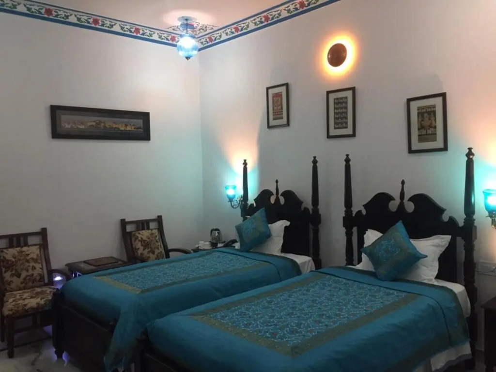 Jarokha Haveli