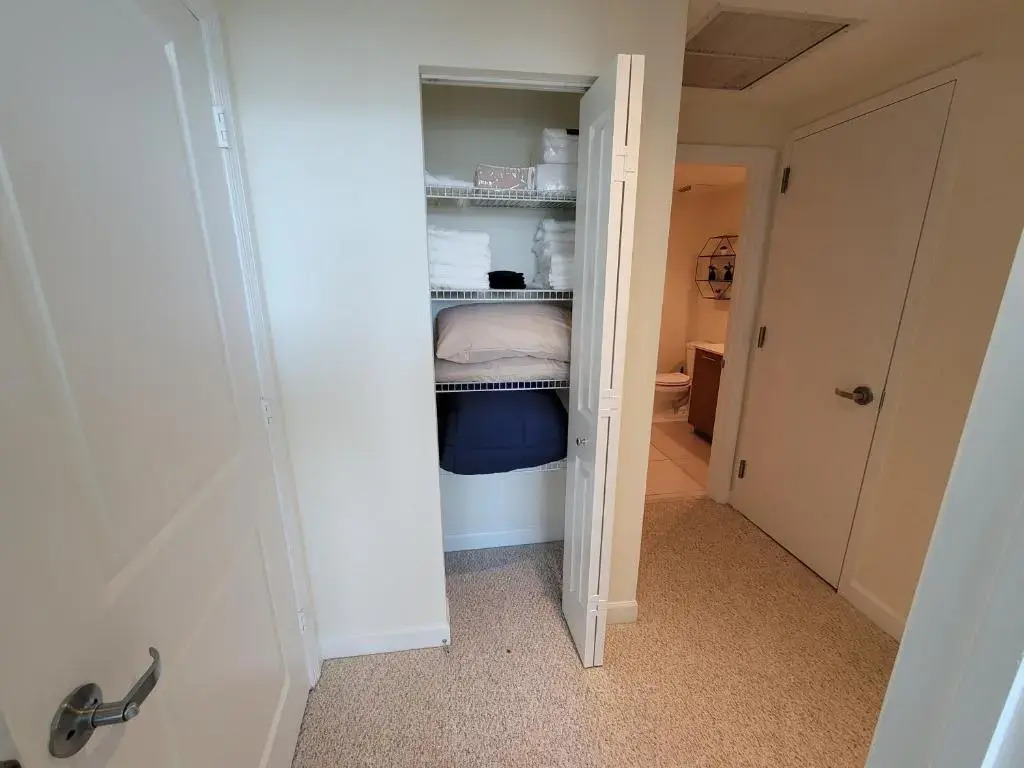 City Place, 2bd2br, Walkability 95