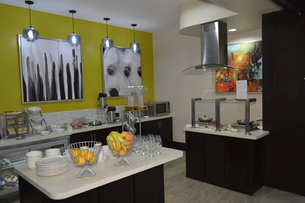 Best Western Premier Houston Northwest - Willowbrook