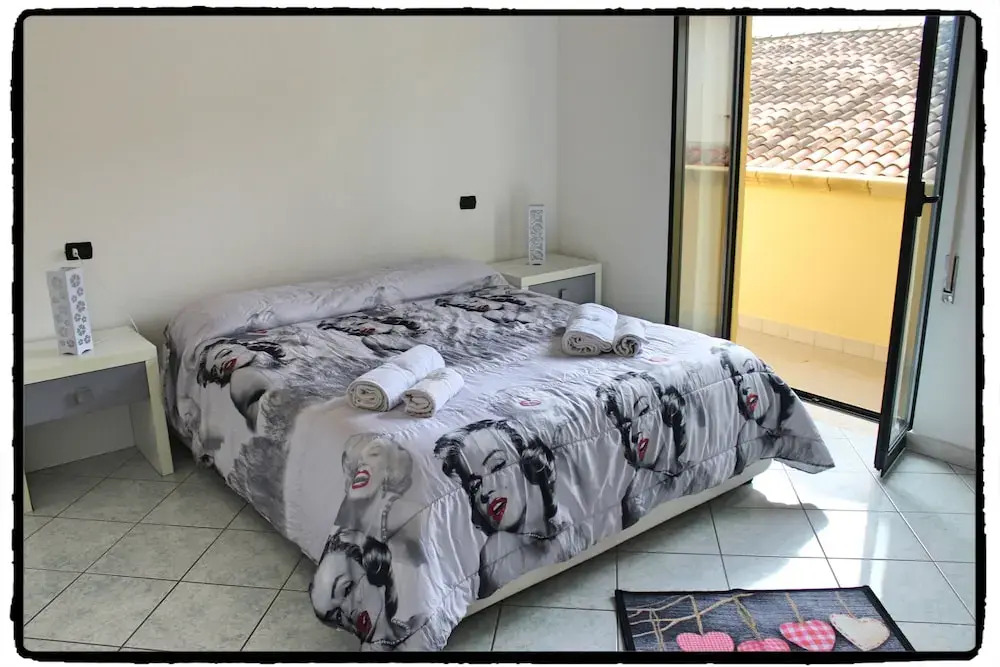 Home Le Castella
