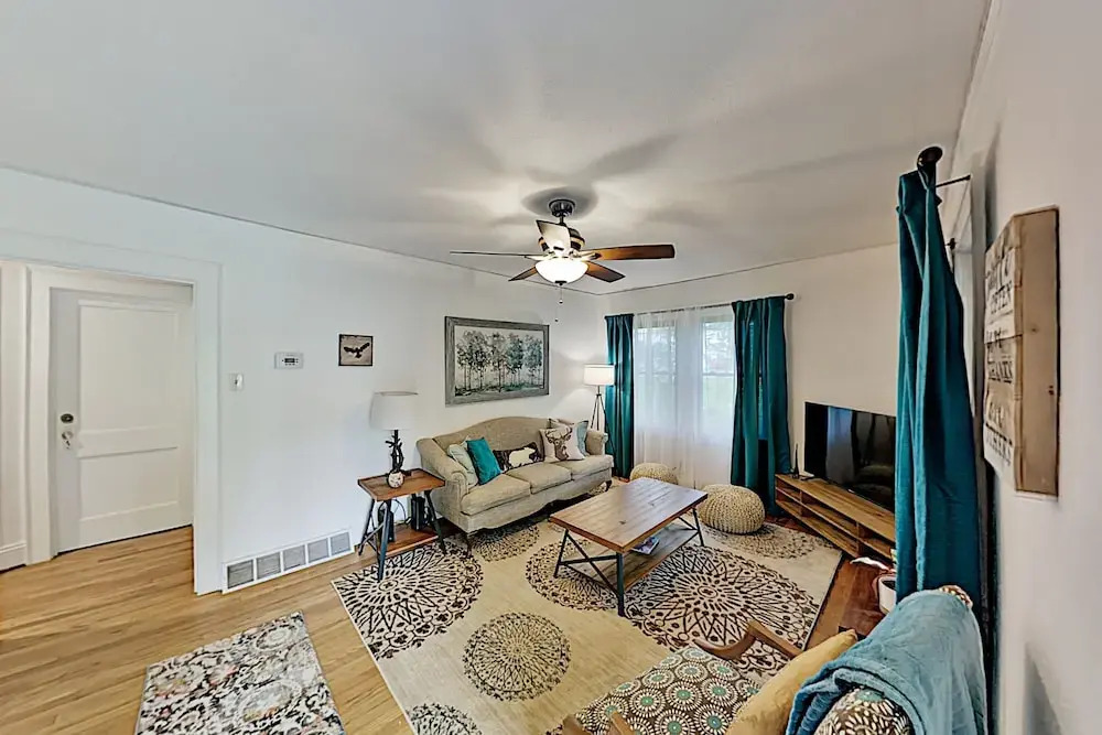 7groves1 3 Bedroom Home