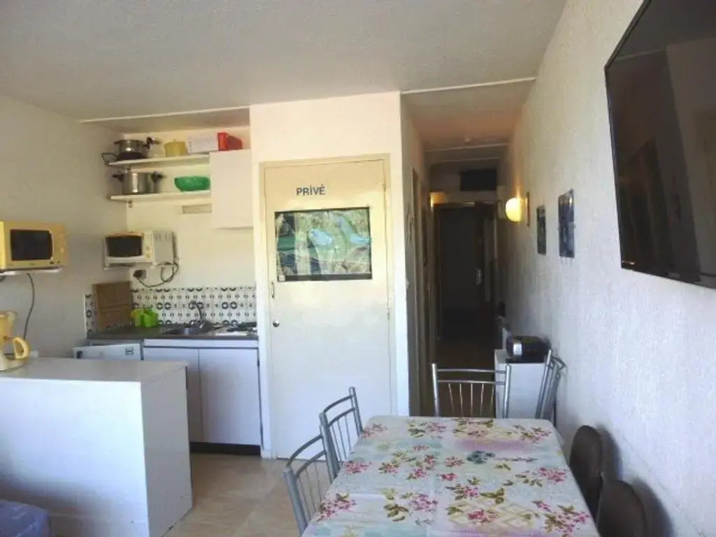 Appartement Arette, 1 pièce, 6 personnes - FR-1-602-24
