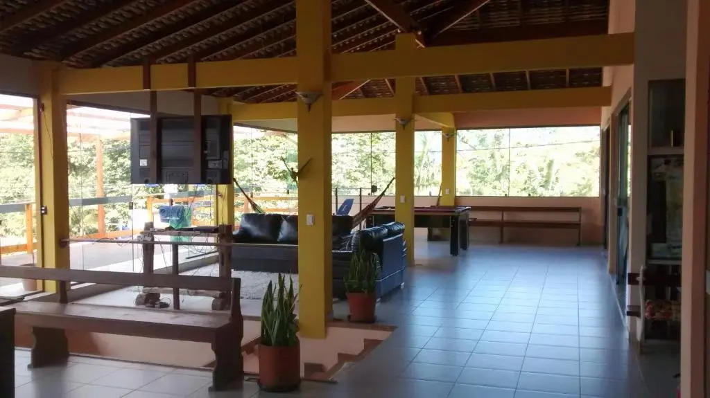 Ti Hostel Trindade