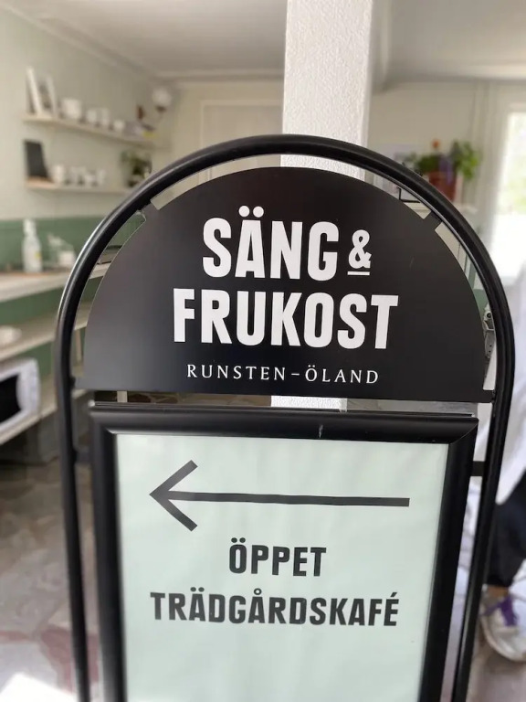 Runsten Säng & Frukost