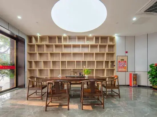 Harman Hotel (Guangzhou Nansha Dayong Subway Station)