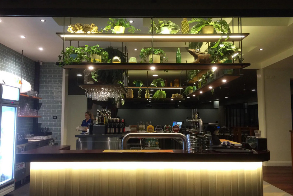 Huskisson Hotel