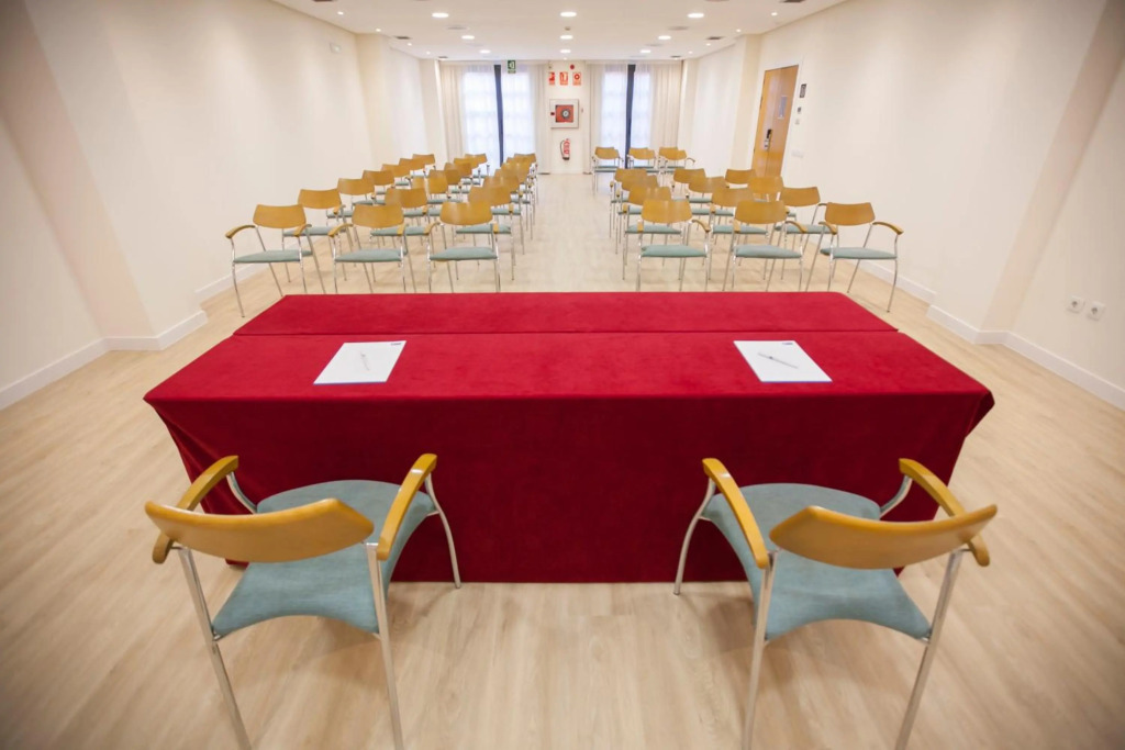 Holiday Inn Express Ciudad de las Ciencias by IHG