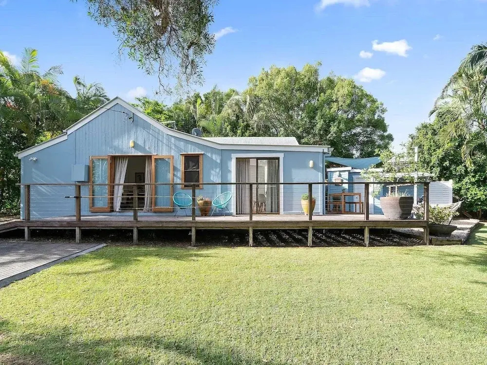 San Juan Surfers Cottage - prime Byron location