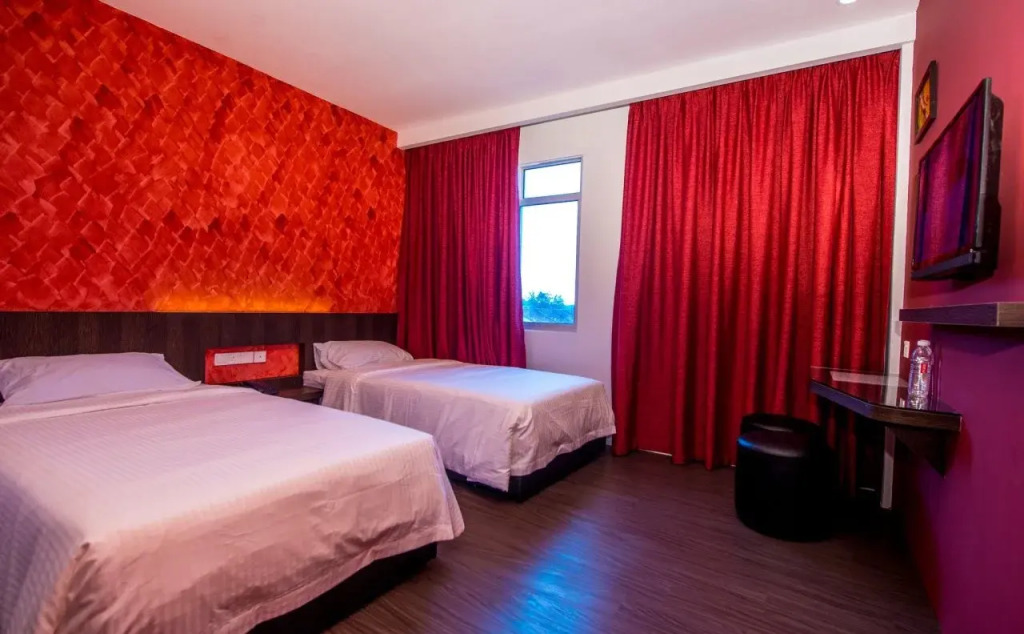 Pari Inn