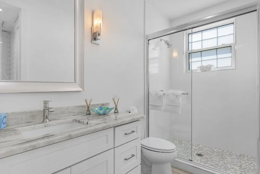 673 White Sands Retreat: Bay Views, Pool, Elevator 5 Bedroom Home