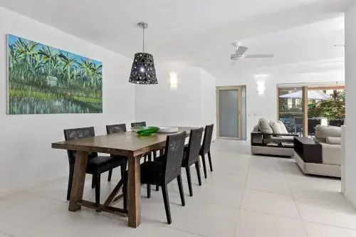 Alderly Apartment 9