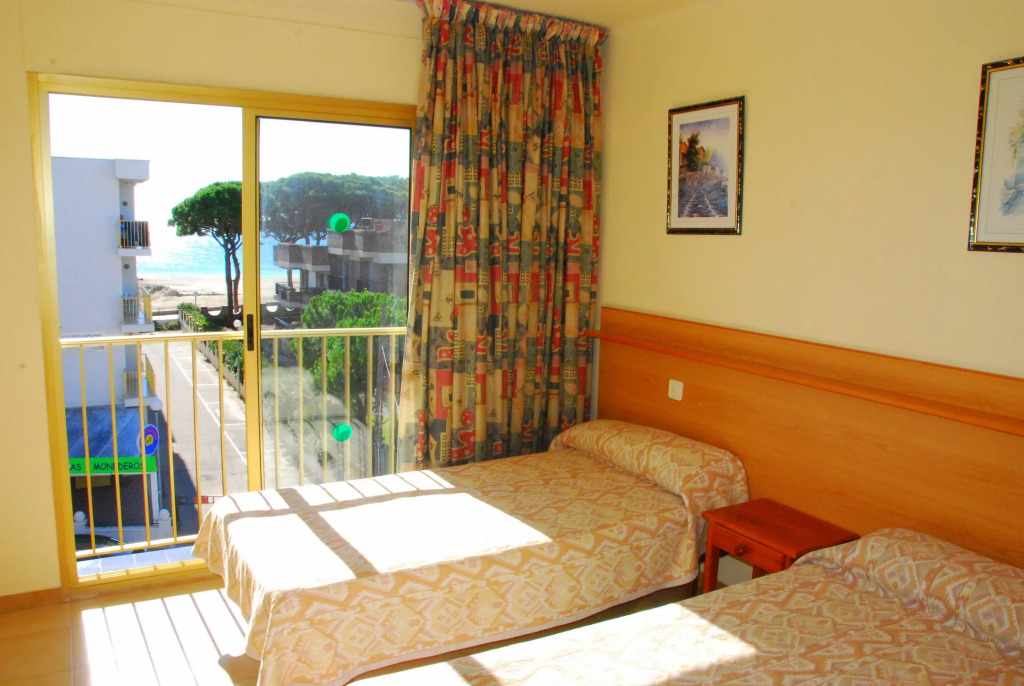 Rentalmar Pins Marina