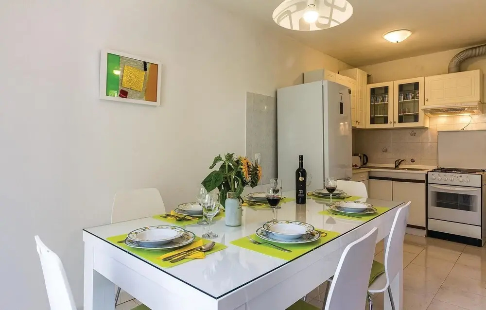 Four-Bedroom Holiday Home In Pula