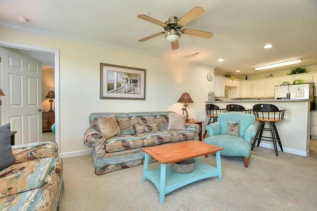 Ocean Walk 4302