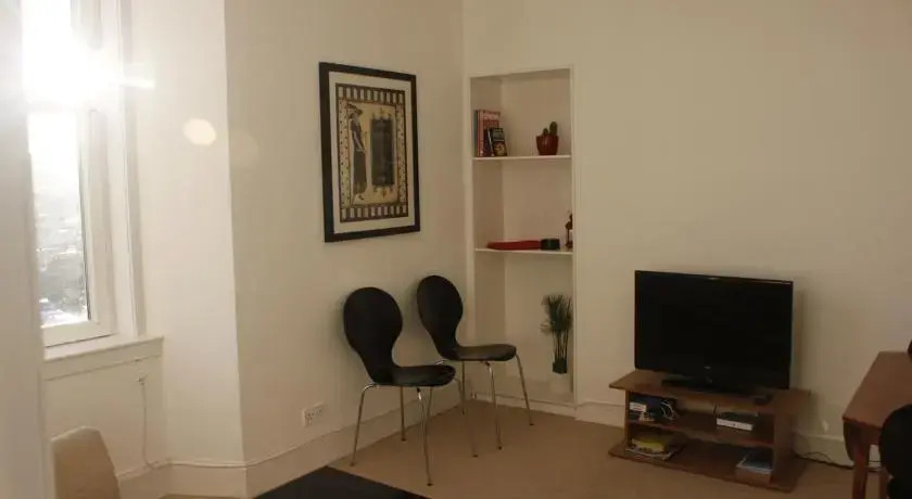 Amazing Apartments - Torphichen Place by Haymarket