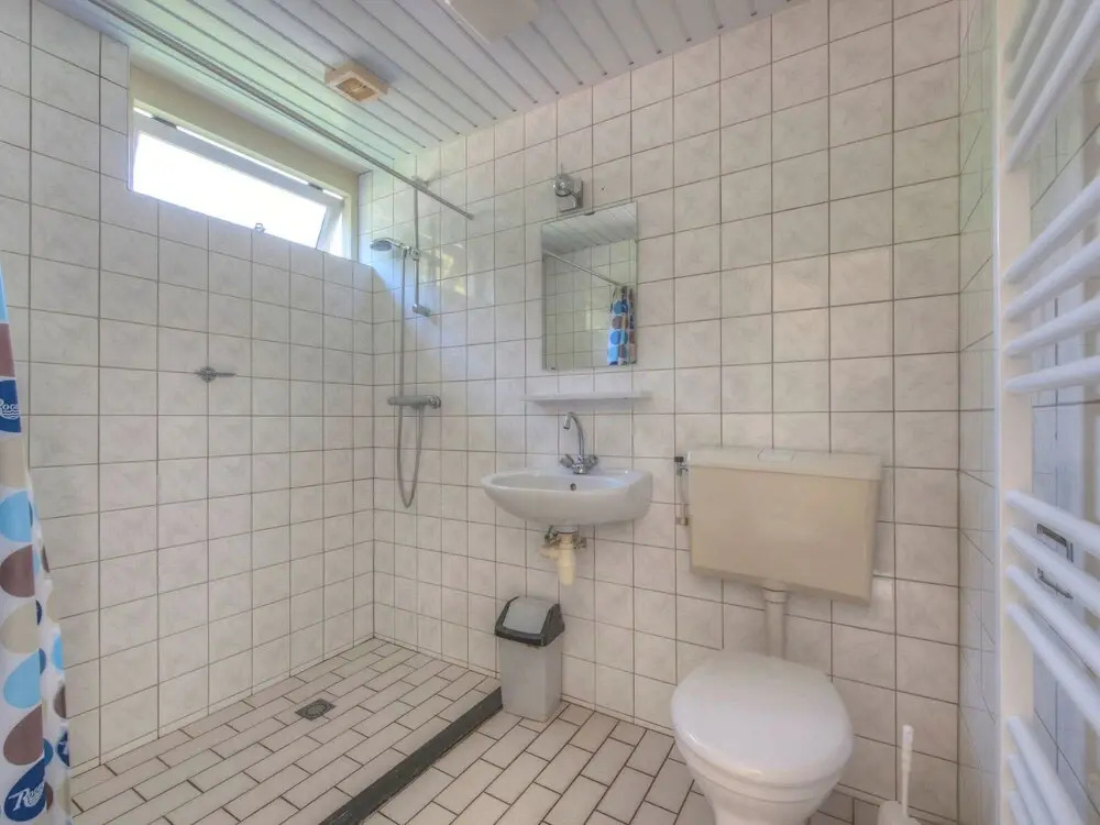 Single Storey Isolated Bungalow 3 km. From Renesse and Beach