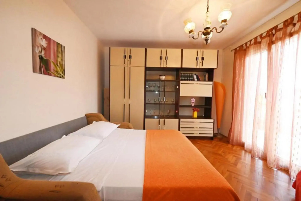 Mihovilovic - 50 m from beach - A2(6+1)