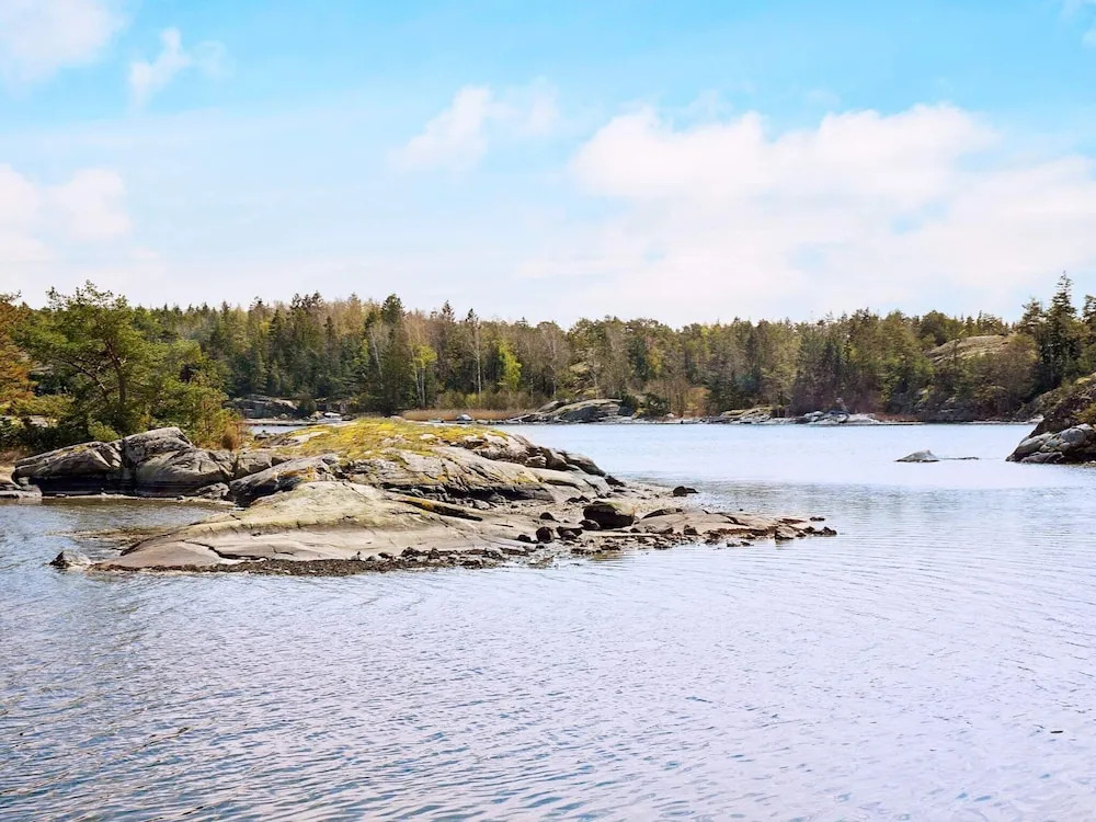 6 Person Holiday Home in Strömstad