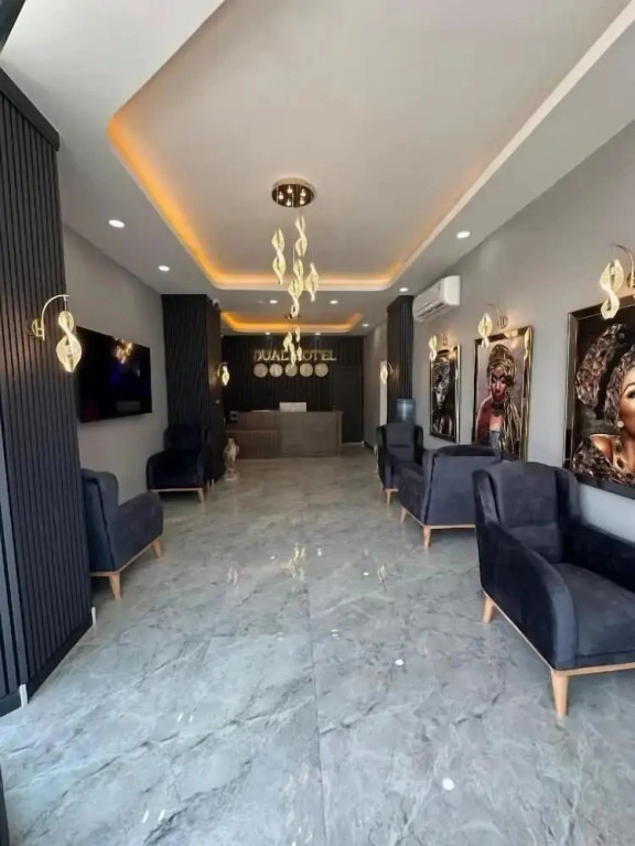 Dual Hotel