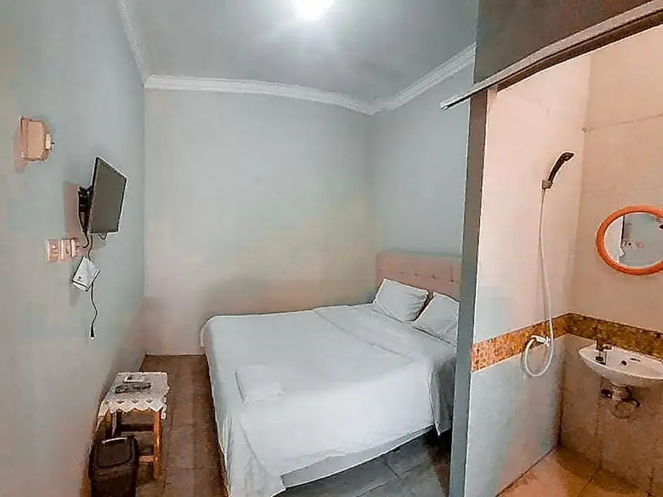 Safaraz Garden near Galaxy Bekasi Mitra RedDoorz
