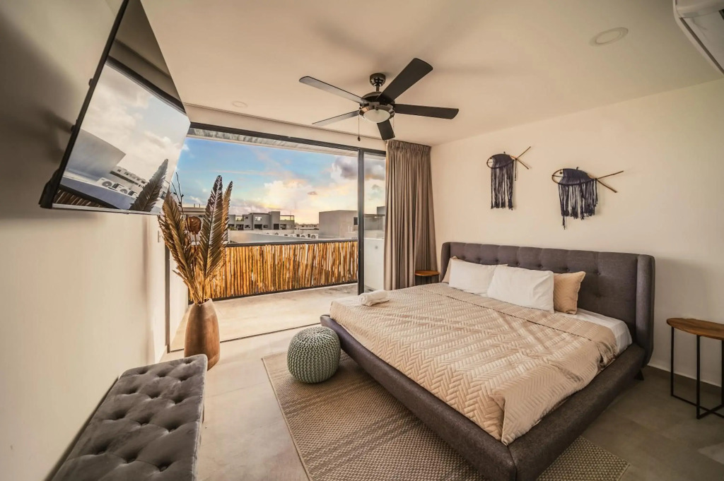 The Pearl of La Veleta, Private Rooftop Pool, 3 BDR with Privacy and Jungle Vibes - Palalma Casa