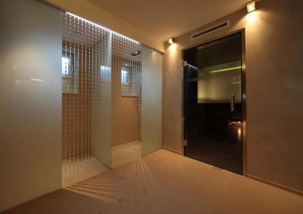 Edelweiss Apartments