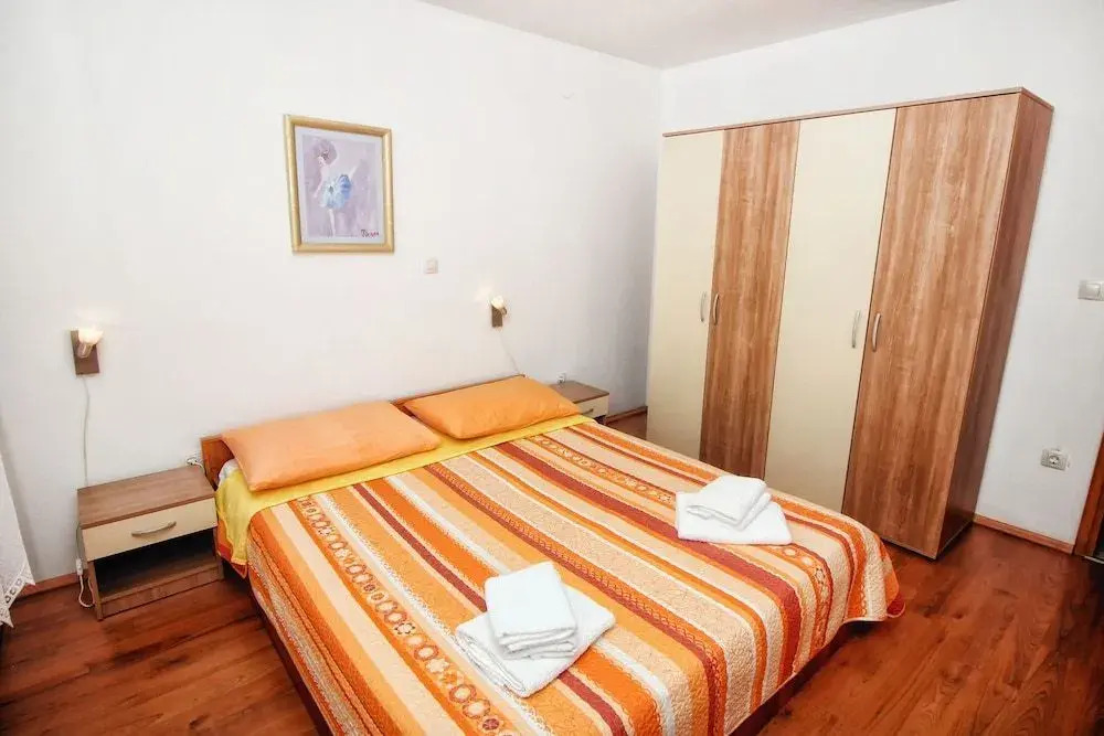 Apartments Lidija