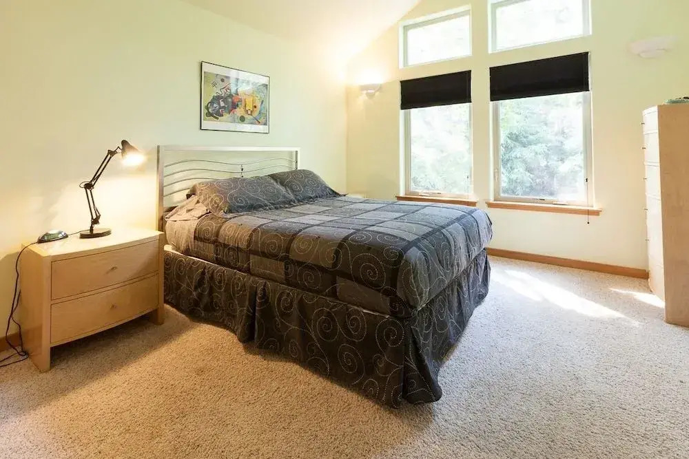 Salmon House 3 Bedroom Home by Redawning