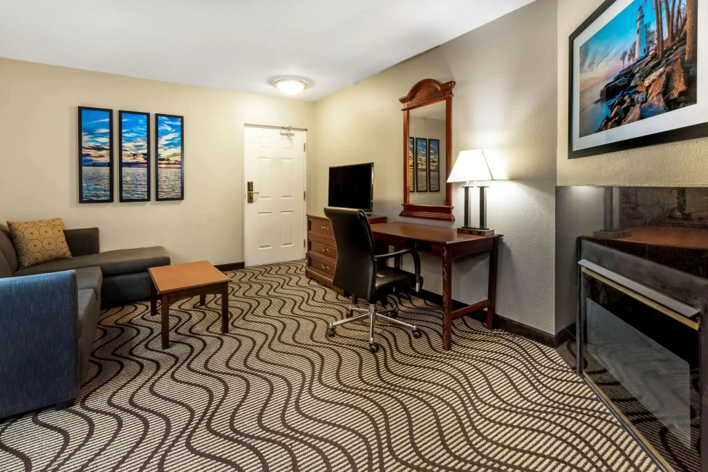 La Quinta Inn by Wyndham Sandusky near Cedar Point