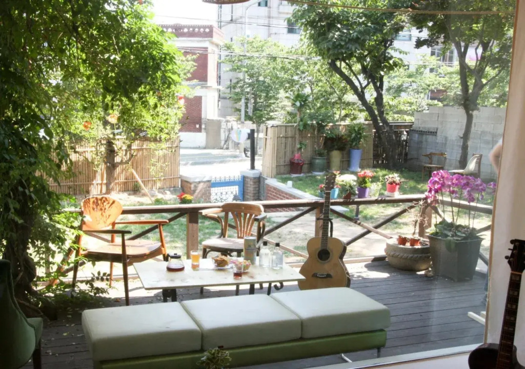 V Mansion Guesthouse