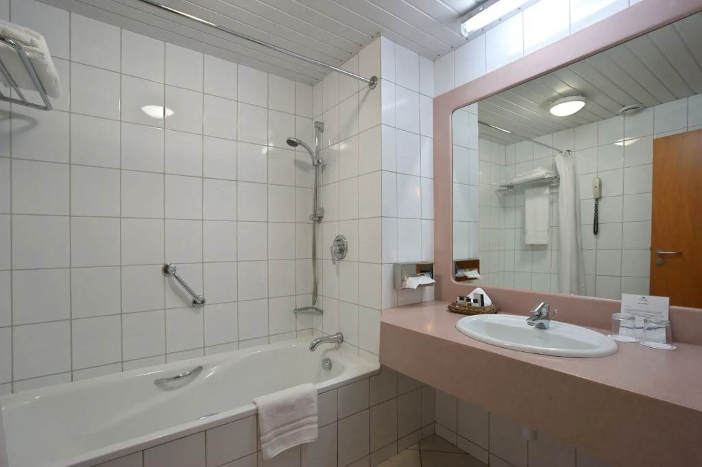 Fiesta Royale Hotel
