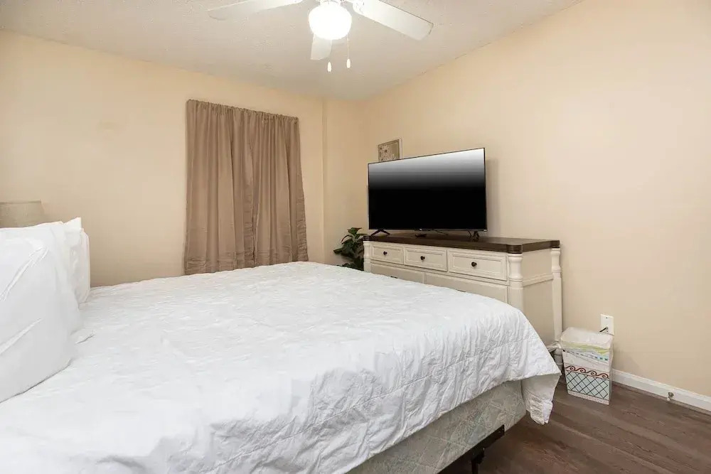 Tradewinds 203 1 Bedroom Condo