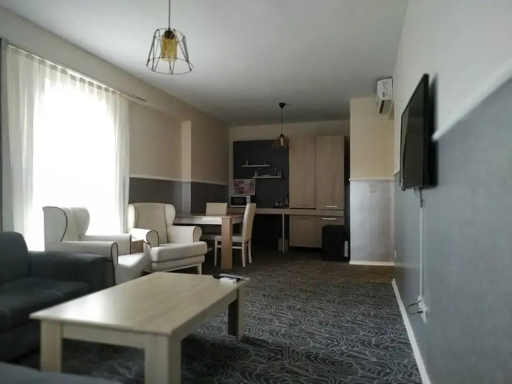 Gold Suite
