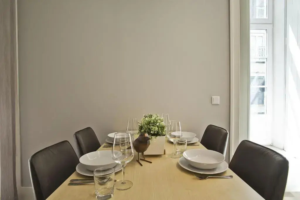 Lisbon Finestay Mastro