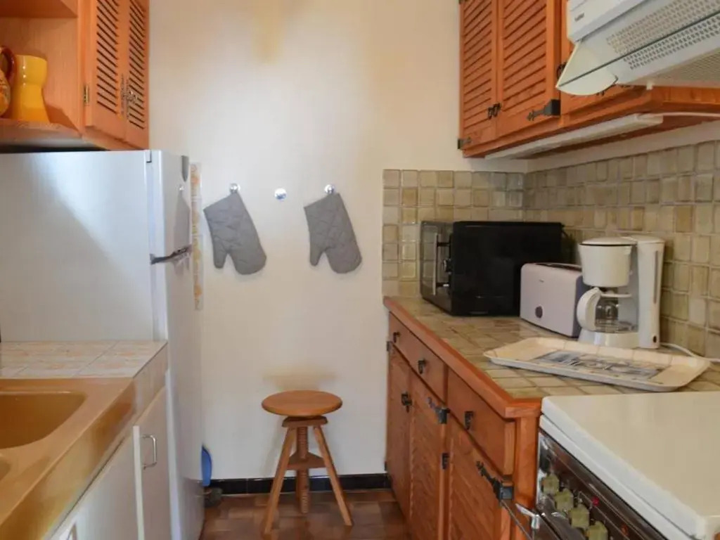 Appartement Le Lavandou, 2 pièces, 4 personnes - FR-1-251-174