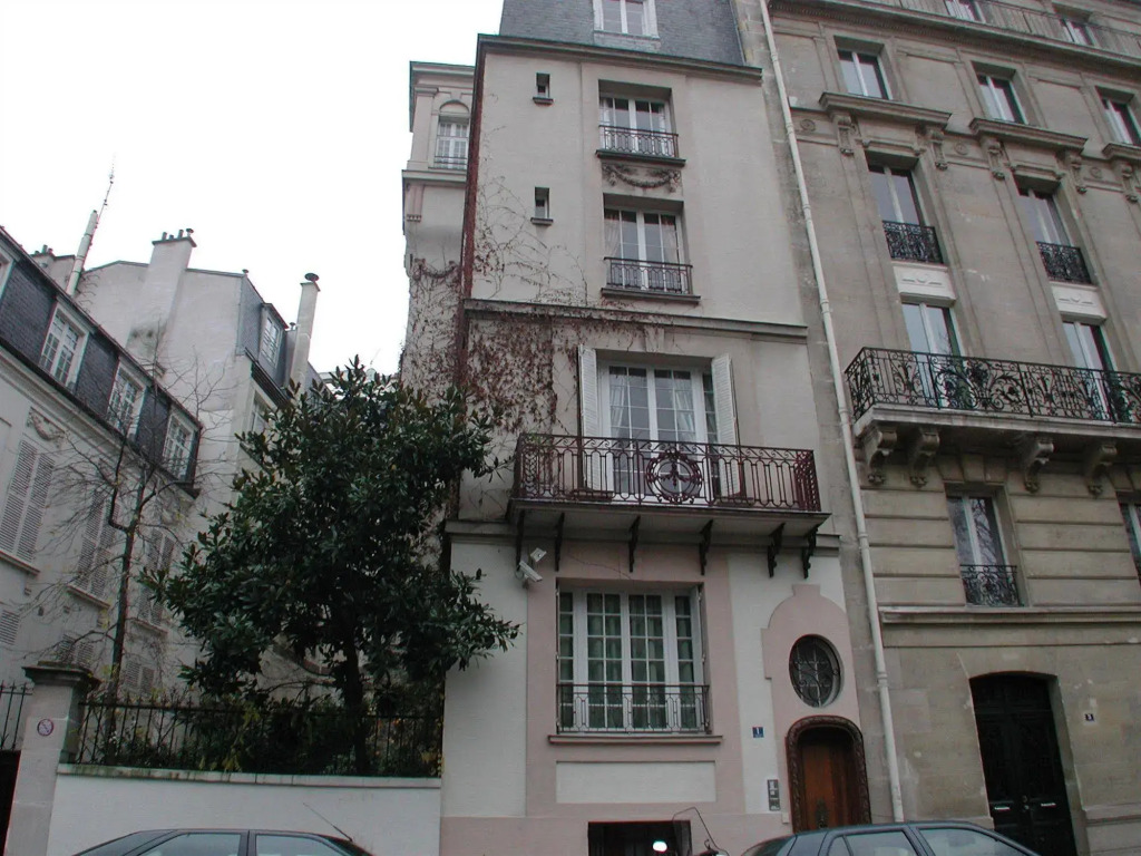 Mithouard Apartments